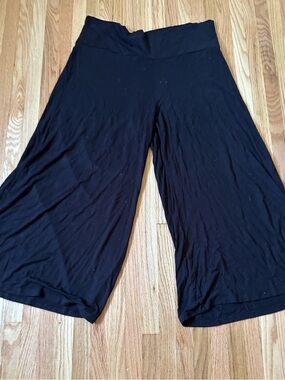 Wide Leg Black Knit Gaucho Pants
